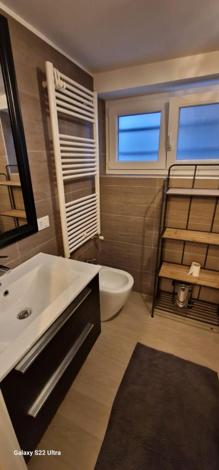 Double A Guest House Mestre Exterior foto